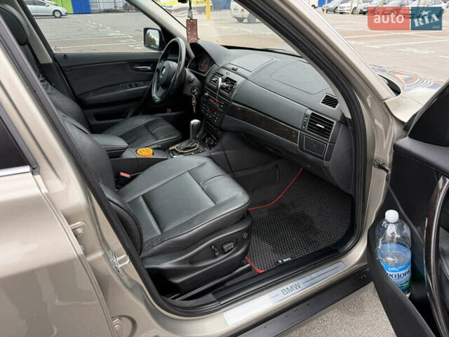Серый БМВ Х3, объемом двигателя 3 л и пробегом 234 тыс. км за 9500 $, фото 32 на Automoto.ua