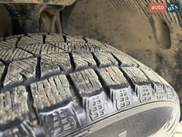 Серый БМВ Х3, объемом двигателя 2 л и пробегом 200 тыс. км за 9200 $, фото 13 на Automoto.ua