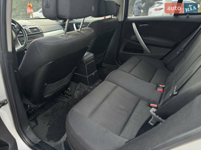 Серый БМВ Х3, объемом двигателя 2 л и пробегом 200 тыс. км за 9200 $, фото 10 на Automoto.ua