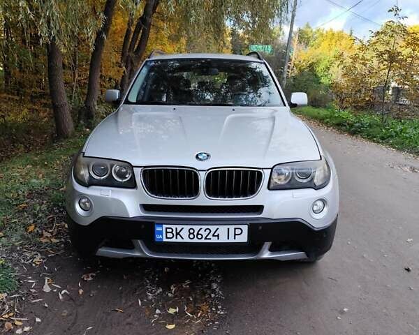 Серый БМВ Х3, объемом двигателя 2 л и пробегом 333 тыс. км за 8200 $, фото 3 на Automoto.ua