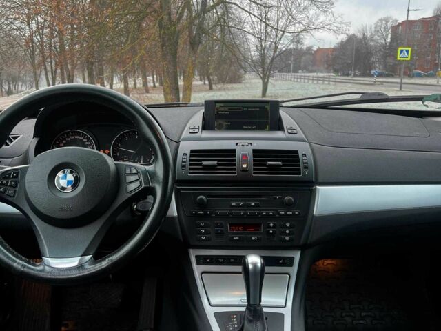 Серый БМВ Х3, объемом двигателя 3 л и пробегом 320 тыс. км за 6900 $, фото 7 на Automoto.ua