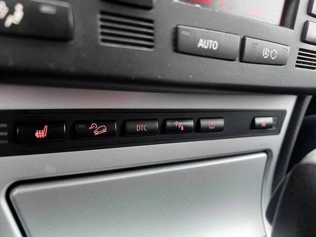 Серый БМВ Х3, объемом двигателя 3 л и пробегом 320 тыс. км за 6900 $, фото 13 на Automoto.ua