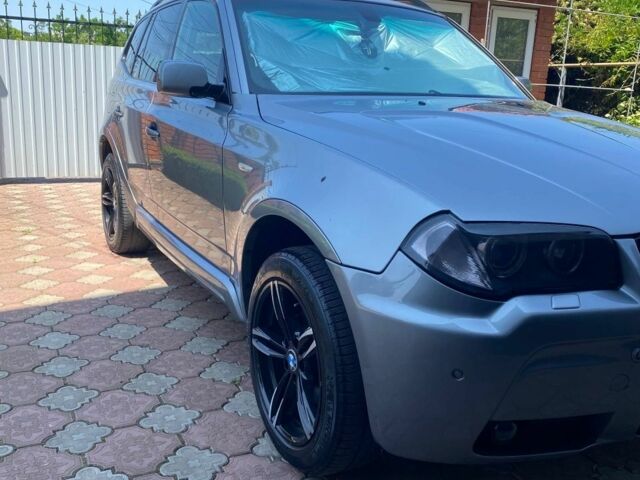 Серый БМВ Х3, объемом двигателя 2 л и пробегом 268 тыс. км за 10800 $, фото 4 на Automoto.ua