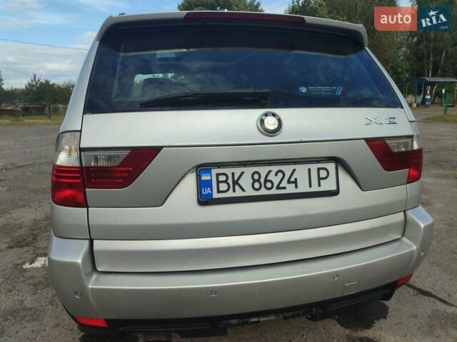 Серый БМВ Х3, объемом двигателя 2 л и пробегом 333 тыс. км за 8200 $, фото 19 на Automoto.ua