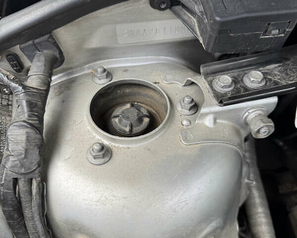 Сірий БМВ Х3, об'ємом двигуна 2 л та пробігом 206 тис. км за 8950 $, фото 33 на Automoto.ua