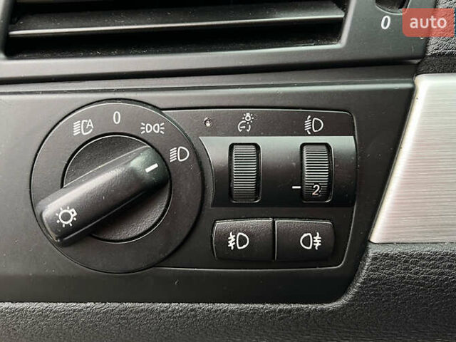 Серый БМВ Х3, объемом двигателя 2 л и пробегом 420 тыс. км за 8600 $, фото 13 на Automoto.ua