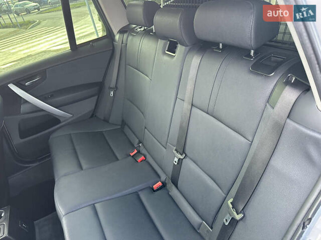 Серый БМВ Х3, объемом двигателя 2 л и пробегом 254 тыс. км за 11500 $, фото 82 на Automoto.ua