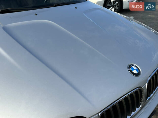 Серый БМВ Х3, объемом двигателя 2 л и пробегом 254 тыс. км за 11600 $, фото 60 на Automoto.ua
