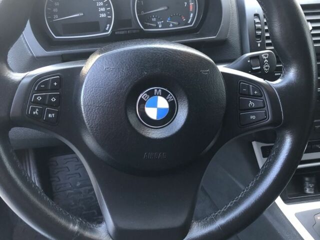 Серый БМВ Х3, объемом двигателя 3 л и пробегом 240 тыс. км за 9000 $, фото 4 на Automoto.ua