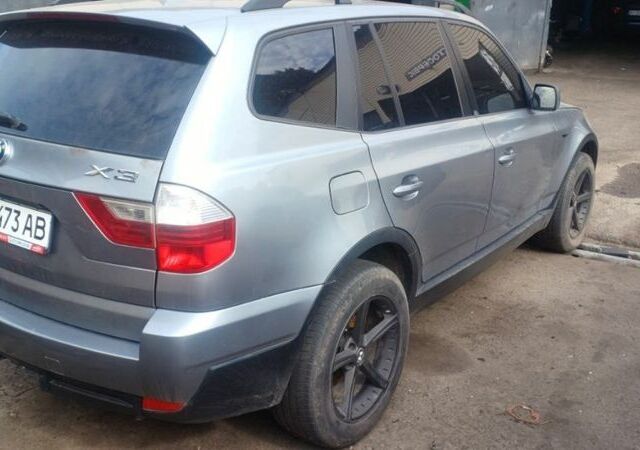 Серый БМВ Х3, объемом двигателя 3 л и пробегом 280 тыс. км за 6700 $, фото 2 на Automoto.ua