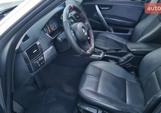 Серый БМВ Х3, объемом двигателя 2 л и пробегом 373 тыс. км за 9600 $, фото 9 на Automoto.ua