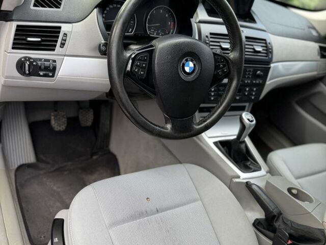 БМВ Х3 2008 в Хусте на Automoto.ua Серый БМВ Х3, объемом двигателя 2 л и пробегом 300 тыс. км за 8300 $, фото 7 на Automoto.ua