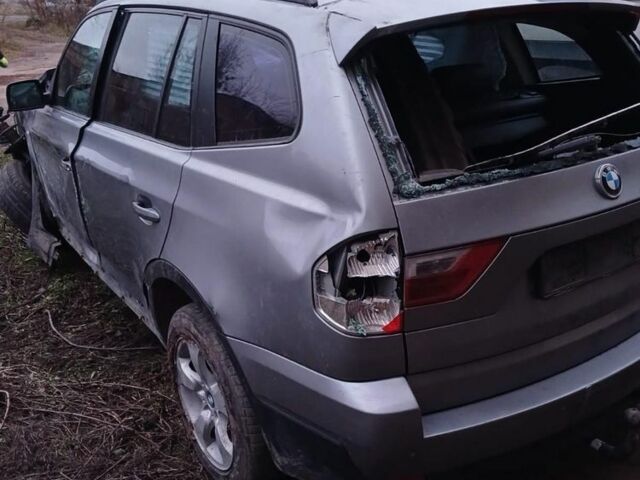 Сірий БМВ Х3, об'ємом двигуна 2 л та пробігом 280 тис. км за 5000 $, фото 6 на Automoto.ua