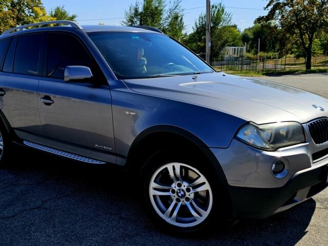 Серый БМВ Х3, объемом двигателя 2 л и пробегом 325 тыс. км за 8450 $, фото 2 на Automoto.ua