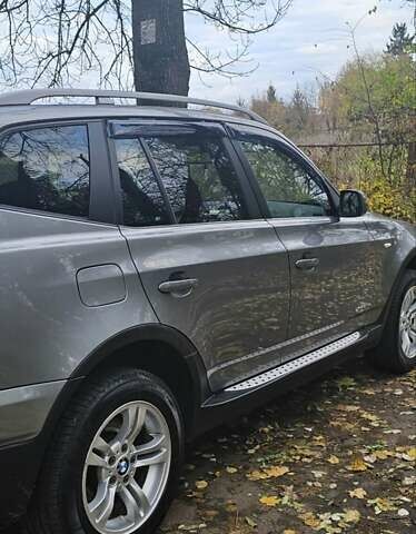 Серый БМВ Х3, объемом двигателя 2 л и пробегом 270 тыс. км за 10000 $, фото 15 на Automoto.ua