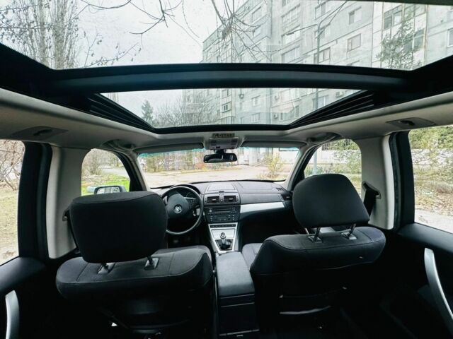 Сірий БМВ Х3, об'ємом двигуна 2 л та пробігом 250 тис. км за 4500 $, фото 5 на Automoto.ua