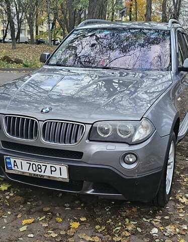 Серый БМВ Х3, объемом двигателя 2 л и пробегом 270 тыс. км за 10000 $, фото 4 на Automoto.ua