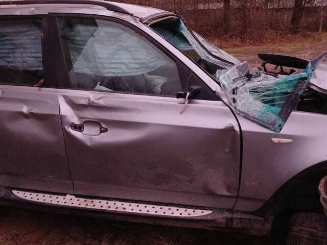 Сірий БМВ Х3, об'ємом двигуна 2 л та пробігом 280 тис. км за 5000 $, фото 3 на Automoto.ua