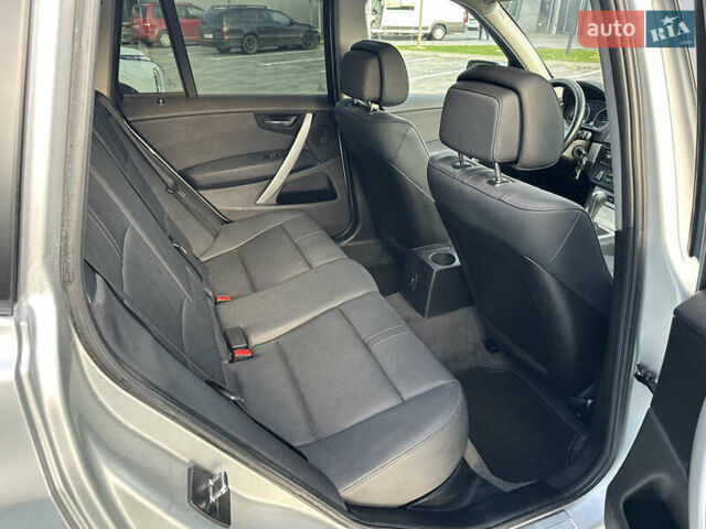 Серый БМВ Х3, объемом двигателя 2 л и пробегом 254 тыс. км за 11500 $, фото 96 на Automoto.ua