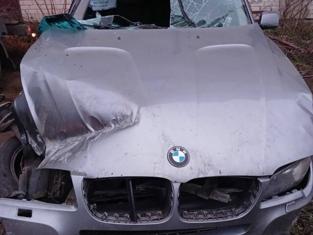 Сірий БМВ Х3, об'ємом двигуна 2 л та пробігом 280 тис. км за 5000 $, фото 1 на Automoto.ua