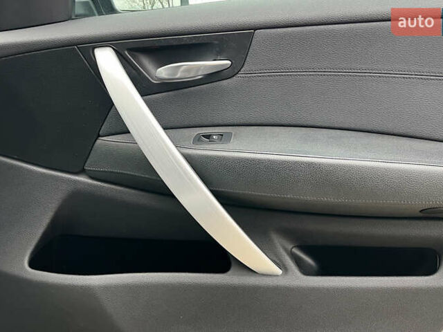 Серый БМВ Х3, объемом двигателя 2 л и пробегом 420 тыс. км за 8600 $, фото 23 на Automoto.ua