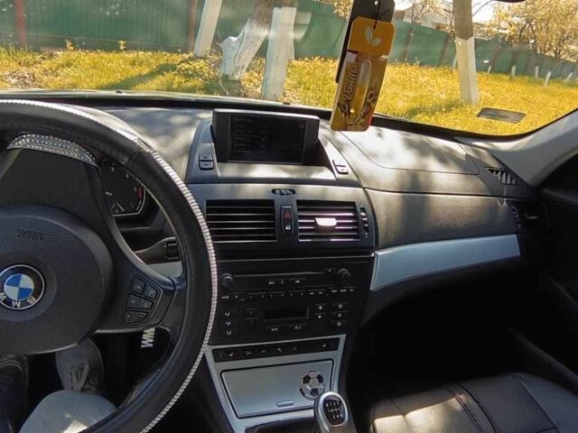 Серый БМВ Х3, объемом двигателя 2 л и пробегом 390 тыс. км за 8250 $, фото 3 на Automoto.ua
