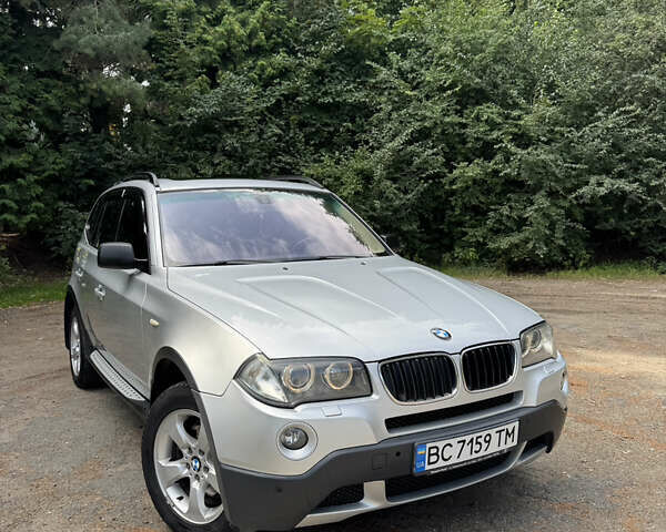 Сірий БМВ Х3, об'ємом двигуна 2 л та пробігом 206 тис. км за 8950 $, фото 2 на Automoto.ua