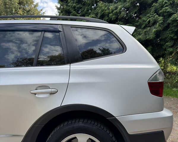 Сірий БМВ Х3, об'ємом двигуна 2 л та пробігом 206 тис. км за 8950 $, фото 18 на Automoto.ua