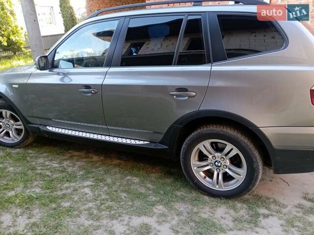 Серый БМВ Х3, объемом двигателя 2 л и пробегом 300 тыс. км за 10000 $, фото 4 на Automoto.ua