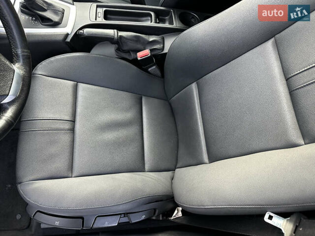Серый БМВ Х3, объемом двигателя 2 л и пробегом 254 тыс. км за 11500 $, фото 76 на Automoto.ua