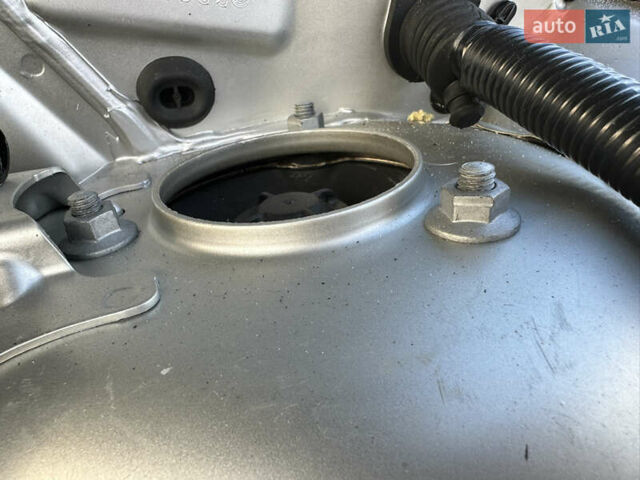 Серый БМВ Х3, объемом двигателя 2 л и пробегом 254 тыс. км за 11600 $, фото 108 на Automoto.ua