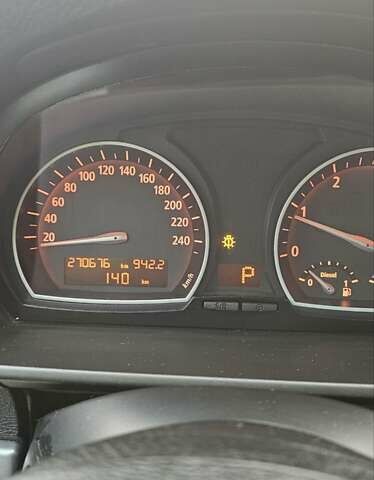 Серый БМВ Х3, объемом двигателя 2 л и пробегом 270 тыс. км за 10000 $, фото 3 на Automoto.ua