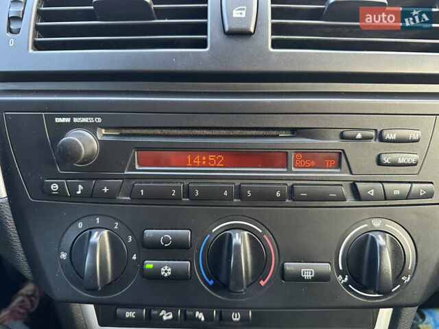 Серый БМВ Х3, объемом двигателя 2 л и пробегом 254 тыс. км за 11600 $, фото 124 на Automoto.ua