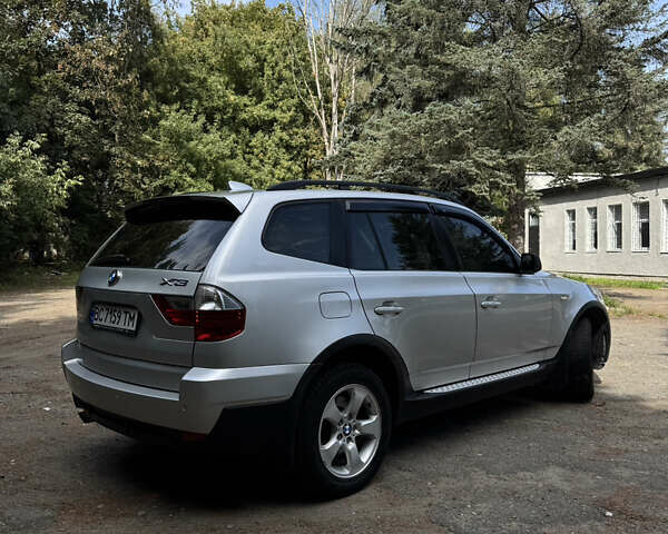 Сірий БМВ Х3, об'ємом двигуна 2 л та пробігом 206 тис. км за 8950 $, фото 6 на Automoto.ua