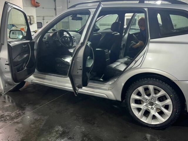 Сірий БМВ Х3, об'ємом двигуна 3 л та пробігом 260 тис. км за 5000 $, фото 2 на Automoto.ua