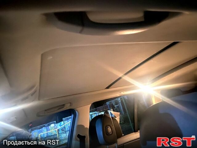 Серый БМВ Х3, объемом двигателя 3 л и пробегом 320 тыс. км за 7500 $, фото 9 на Automoto.ua