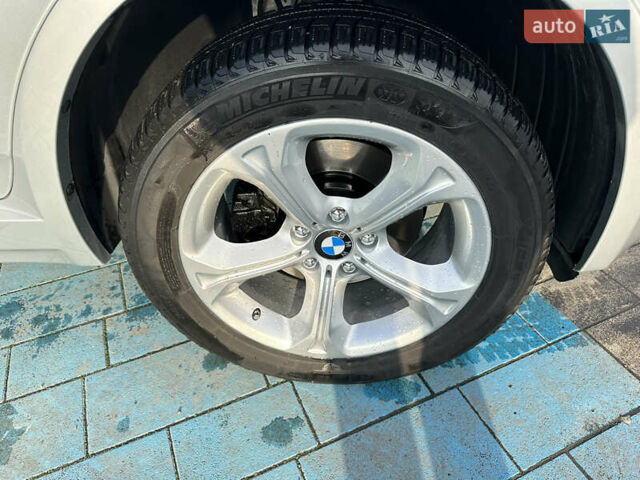 Серый БМВ Х3, объемом двигателя 2 л и пробегом 254 тыс. км за 11500 $, фото 56 на Automoto.ua