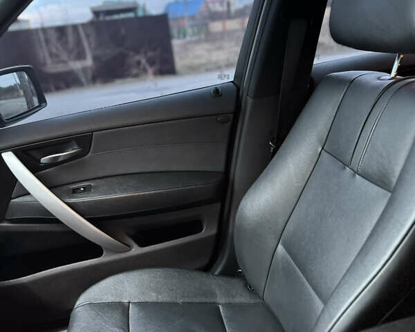 Сірий БМВ Х3, об'ємом двигуна 2 л та пробігом 227 тис. км за 12200 $, фото 20 на Automoto.ua