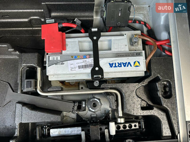 Серый БМВ Х3, объемом двигателя 2 л и пробегом 254 тыс. км за 11600 $, фото 89 на Automoto.ua