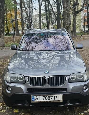 Серый БМВ Х3, объемом двигателя 2 л и пробегом 270 тыс. км за 10000 $, фото 9 на Automoto.ua