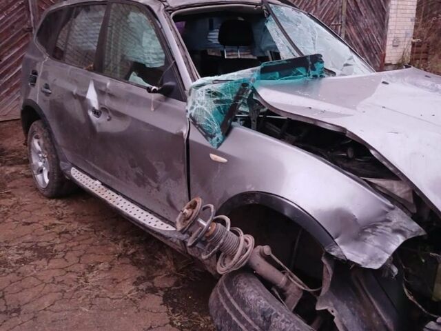 Сірий БМВ Х3, об'ємом двигуна 2 л та пробігом 280 тис. км за 5000 $, фото 2 на Automoto.ua