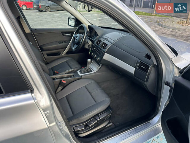 Серый БМВ Х3, объемом двигателя 2 л и пробегом 254 тыс. км за 11500 $, фото 101 на Automoto.ua