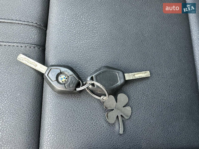 Серый БМВ Х3, объемом двигателя 2 л и пробегом 254 тыс. км за 11600 $, фото 135 на Automoto.ua