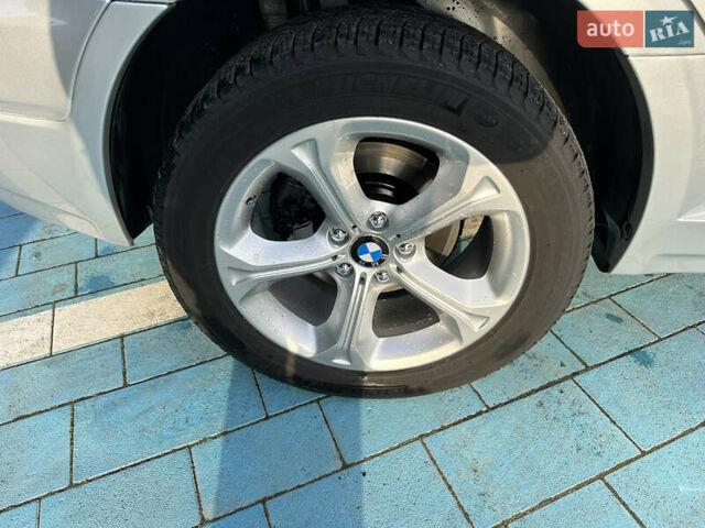 Серый БМВ Х3, объемом двигателя 2 л и пробегом 254 тыс. км за 11600 $, фото 49 на Automoto.ua