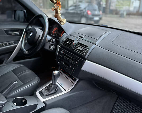 Сірий БМВ Х3, об'ємом двигуна 2 л та пробігом 227 тис. км за 12200 $, фото 29 на Automoto.ua
