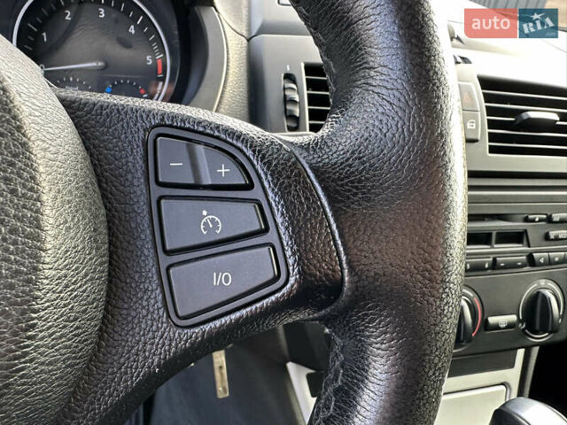 Серый БМВ Х3, объемом двигателя 2 л и пробегом 254 тыс. км за 11600 $, фото 69 на Automoto.ua