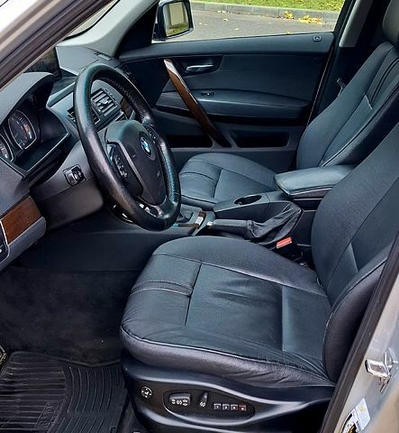 Серый БМВ Х3, объемом двигателя 3 л и пробегом 260 тыс. км за 9200 $, фото 10 на Automoto.ua