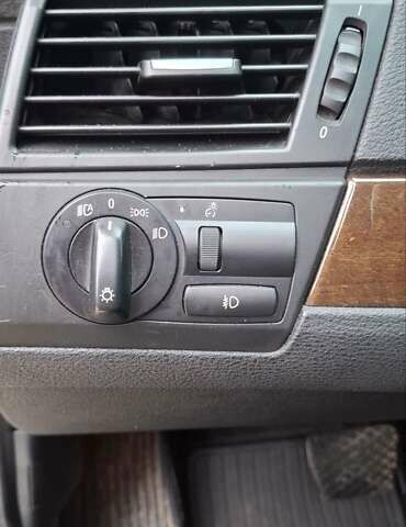 Сірий БМВ Х3, об'ємом двигуна 3 л та пробігом 262 тис. км за 9200 $, фото 37 на Automoto.ua