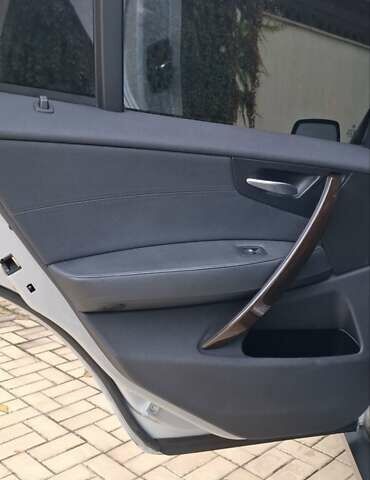 Сірий БМВ Х3, об'ємом двигуна 3 л та пробігом 262 тис. км за 9200 $, фото 50 на Automoto.ua