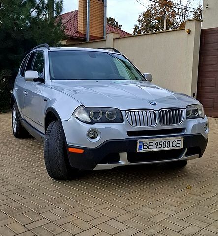 Серый БМВ Х3, объемом двигателя 3 л и пробегом 260 тыс. км за 9200 $, фото 7 на Automoto.ua